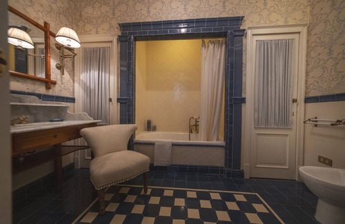 Parma City Centre House | Parma, luxury apartment in 14th century palace