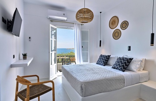 Parikia Hotel | PAROS FIVE SENSES