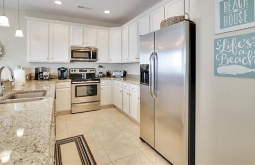 Surfside Beach House | Partee At The Beach Cozy Beach House right next near the Beach!!!