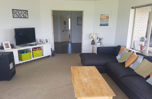Parua Bay House | Parua Bay home with a view