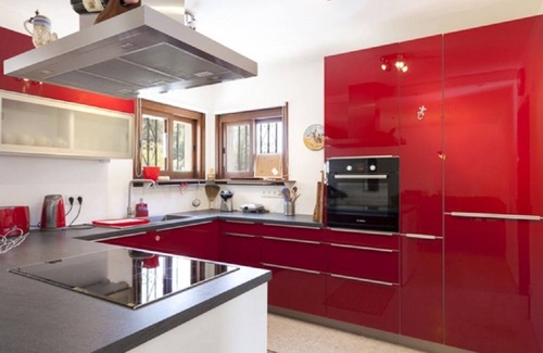 Ermita Villa | Pascal · Villa Pascal set amongst the pine trees