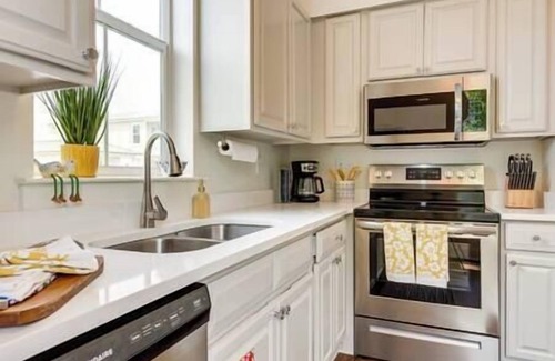 Pass Christian House | Pass Christian Vacation Rental < 1/2 Mi to Beach!