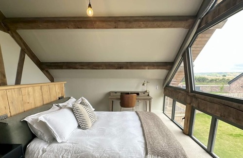 Ross-on-Wye House | Pass the Keys | Beautiful barn conversion in the Wye Valley