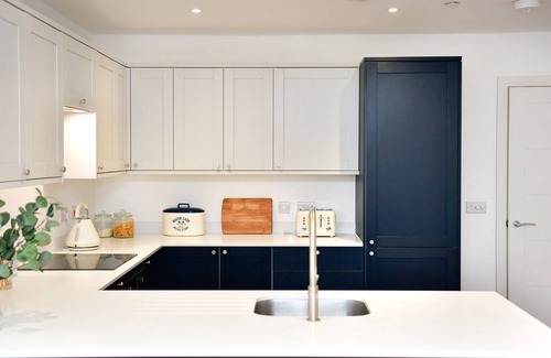 Riverside House | Pass the Keys | Beautiful 3 Bed Town House