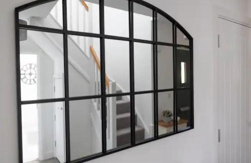 Saunderton House | Pass the Keys Bright Spacious Chilterns Hideaway