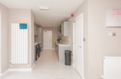 Burnley Apartment | Pass the Keys | Burnley Central Hub Stylish Stay