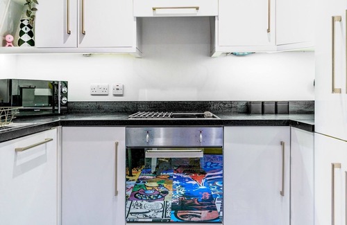 Cathedral Quarter Apartment | Pass the Keys | Cathedral Quarter | City Centre | Walk Everywhere