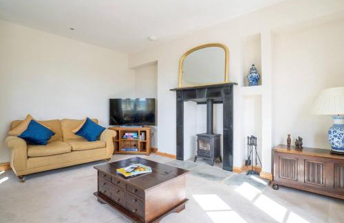 Lower Lemington House | Pass the Keys Fourshires Lodge Wonderful panoramic views