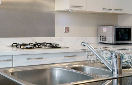 Belfast Central District Apartment | Pass the Keys | Luxury 3BR Apt | City Centre | Free Parking!