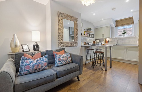York House | Pass the Keys | No. 3 - Lime Tree Cottage