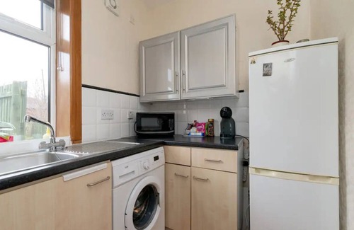 Ellemford House | Pass the Keys | Spacious Murrayfield Flat