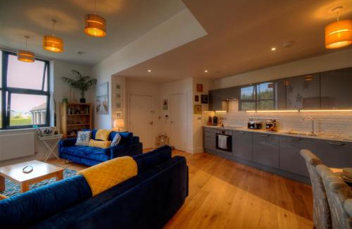 Hayling Island Apartment | Pass the Keys Stunning Luxury Marina Apartment