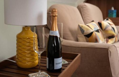 Little Missenden Apartment | Pass the Keys Tranquil Chilterns Farm Hideaway