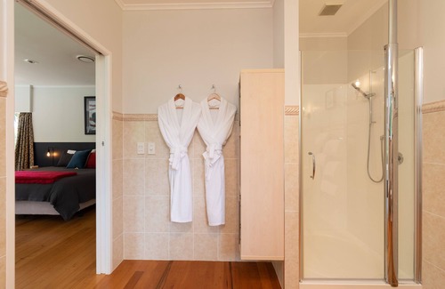 Kerikeri Cabin | Pateke Lodge