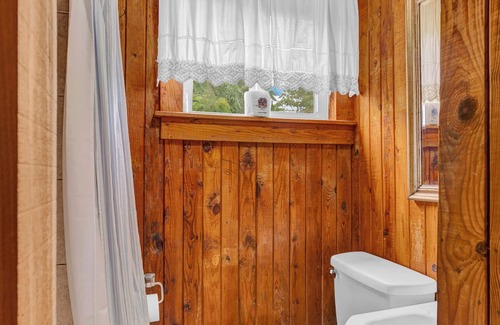Smithville Cabin | Pates Ford Marina - Cabin 3