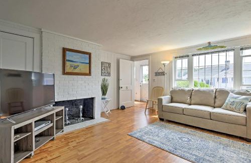 West Hyannisport House | Patio and Walk to Craigville Beach Cape Cod Retreat