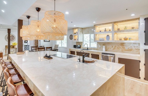Agua Dulce House | Patio, Fire Pit & Hillside Views: Agua Dulce Home