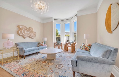 Napa Bed & Breakfast | Patio Retreat Suite with private outdoor space at downtown Napa Bed & Breakfast