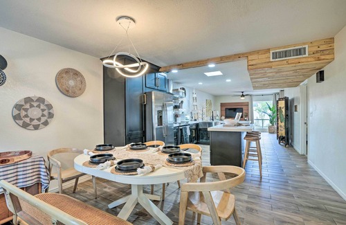 Litchfield Park House | Patio & Workspace: Litchfield Park Vacation Rental