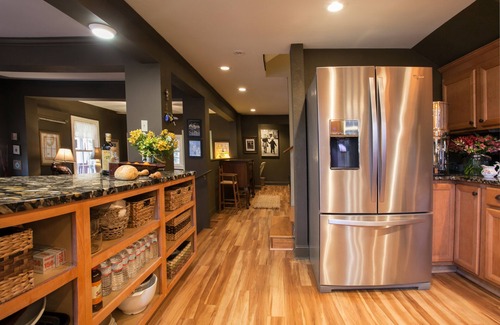 Black Mountain House | Patricia Home | 6 Bedrooms | Pet Friendly