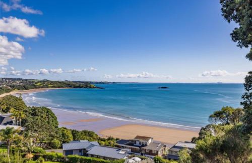 Doubtless Bay House | Paua Shell - Coopers Beach Holiday Home