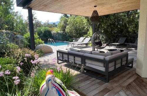 Porto-Vecchio Villa | Pavillon de la Trinité