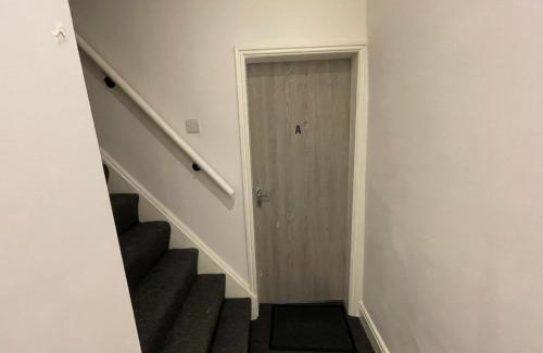 Hyde Apartment | Pc home Room A