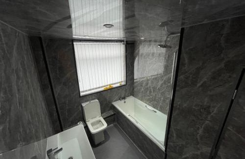 Hyde Apartment | Pc home Room A