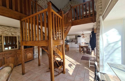 Saint-Laurent-d'Olt Ski Chalet | Peace and Pleasure in the Countryside