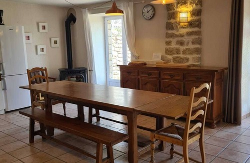 Saint-Laurent-d'Olt Ski Chalet | Peace and Pleasure in the Countryside