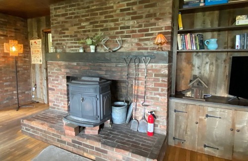 Lyndon Center House | Peaceful 1860's farmhouse in St. Johnsbury, VT