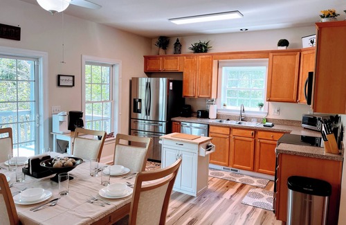 Tellico Village House | Peaceful 4BR House Nestled in Tellico Village! Hot Tub, King Beds, Dog Friendly!