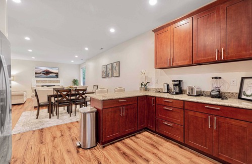 Kent House | Peaceful 5BR Haven w/Dedicated Workspace & Garage｜Flexible Lease｜#41907