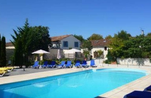Ternant House | Peaceful accommodation at Domaine les Granges