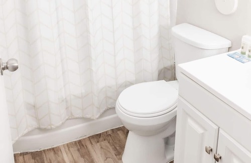 St. Louis Apartment | Peaceful, Affordable Retreat w/Fitness Ctr