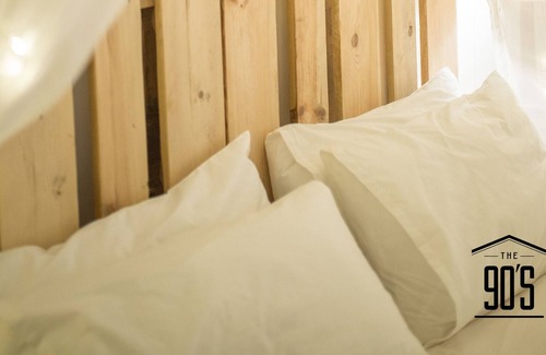 Truc Bach Apartment | Peaceful and Quiet apt near Old Quarter