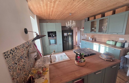 Maiche Apartment | Peaceful apartment for 1 to 4 people, 2 steps from the town center.