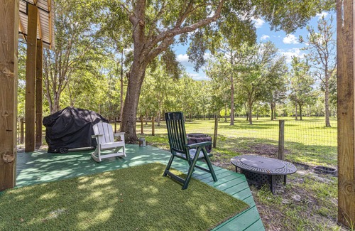 Pierson House | Peaceful caravan with AC in charming Pierson