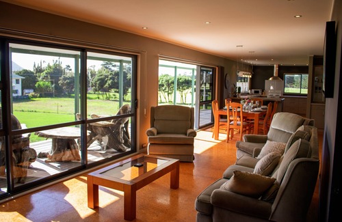 Pukenui House | Peaceful coastal paradise in the heart of the Far North