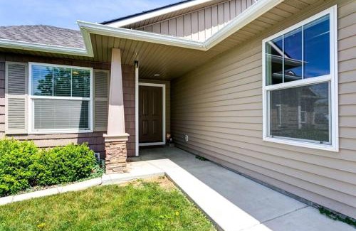 Meridian House | Peaceful & Comfy Single Level Town Home (90)