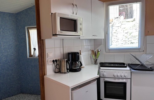 Laprugne Cottage | Peaceful cottage with wood stove and outdoor activities