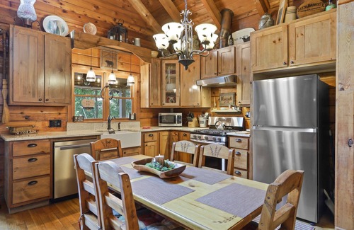 Morganton Cabin | Peaceful, Easy Feeling