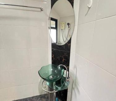 Hin Hong Apartment | Peaceful garden Luna House