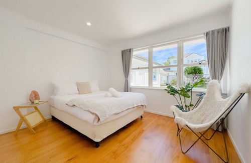 Greenlane - Ellerslie House | Peaceful Home in the Prime Greenlane