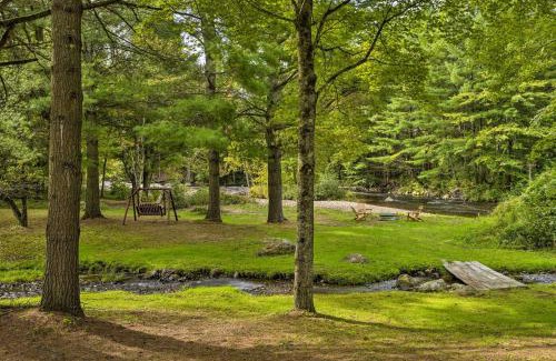 Glenfield House | Peaceful Home with 11 Acres, Creek and Fire Pit!