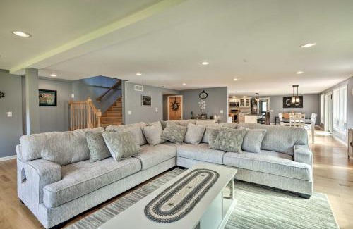 Glenfield House | Peaceful Home with 11 Acres, Creek and Fire Pit!