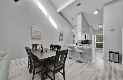 April Sound Condo | Peaceful Lake Conroe Condo | Updated, Cozy Stay w/Private Balcony | Near Texas Ren Fest