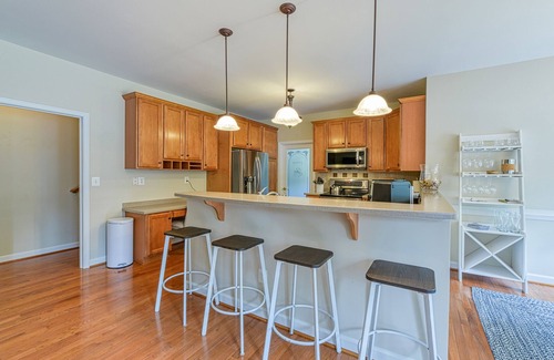 Livingston House | Peaceful lakeside retreat with hot tub, private pool, dock & paddle boards