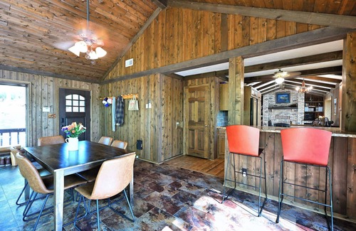 Markville Cabin | Peaceful Minerva Chain Cabin in Danbury, WI