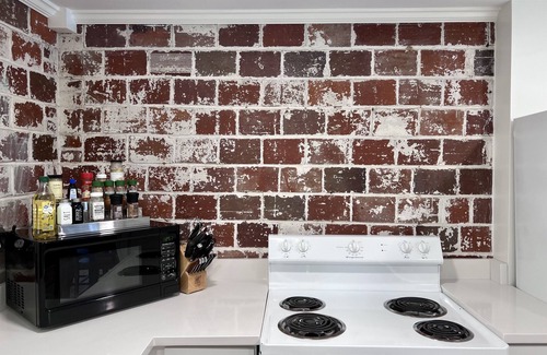 Old Towne House | Peaceful Mountain Retreat 15 minutes from Downtown Chattanooga.